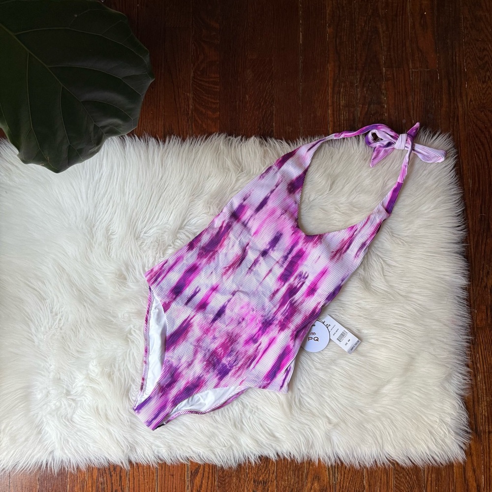 PILYQ Avery One Piece Swimsuit Spell Textured NWT Medium